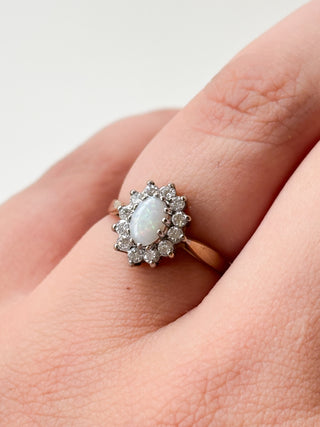 Opal & CZ Cluster Ring | 9ct Gold | size L | 1.58g