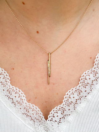 Diamond Long Pendant | 9ct Gold | 18-Inch Fine Cable Link Chain | 1.43g