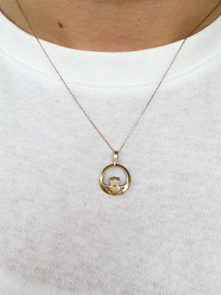 Claddagh Pendant | Diamond Anchor Chain | 9ct Gold | 18–20-Inch | 1.24g