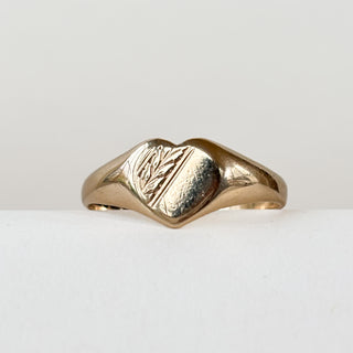 Heart Signet Ring | 9ct Gold | Size R½ | 2.31g