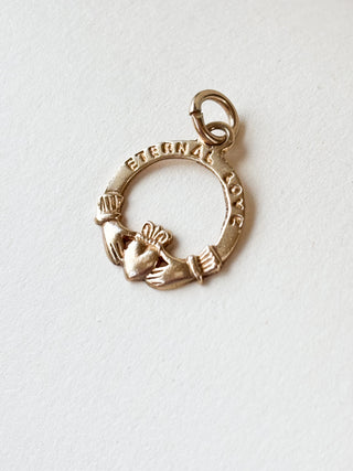 ‘Eternal Love’ Engraved Claddagh Pendant | 9ct Gold | 0.90g | 14mm