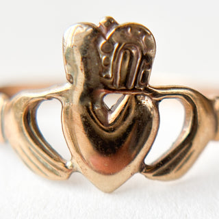 No 15 | Claddagh Smudge Crown (Made in Ireland) | 9ct Gold | 1.41g | Size N