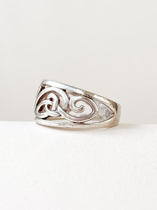 Celtic Band Ring | Sterling Silver | 1.75g | Size K