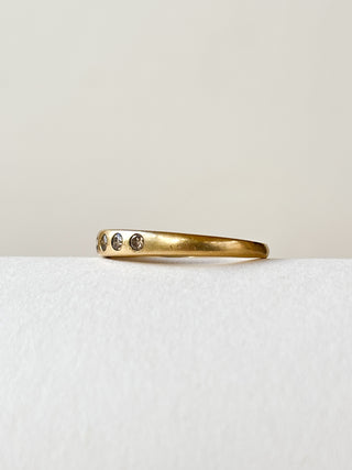 7-Stone Diamond Ring | 9ct Gold | Size P | 1.79g