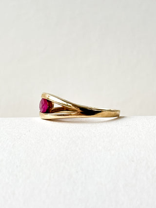 Teardrop Ruby & Diamond Set Band Ring | 9ct Gold | Size M½ | 2.29g