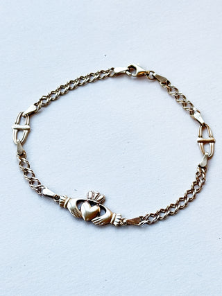 Claddagh Curb Bracelet | 9ct Gold | 4.13g | 7.87in