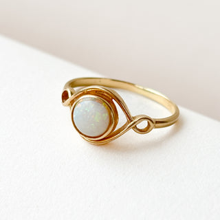 Opal Solitaire Ring | 14ct Gold | Natural Opal | Size M | 1.70g