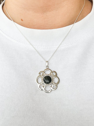 Celtic Knot Pendant with Green Stone | 925 Silver | 18–20-Inch Cable Link Chain | 6.04g