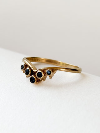 Sapphire Chevron Ring | 9ct Gold | Size L½ | 1.37g