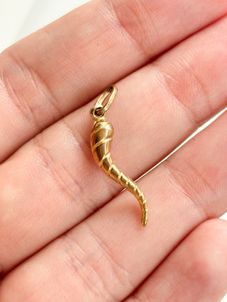 Cornicello Charm Pendant | 9ct Gold | 18-Inch Fine Diamond Anchor Chain | 0.61g