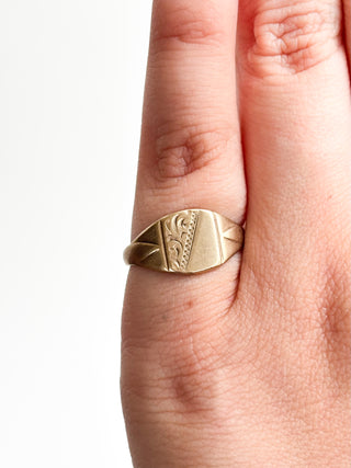 Square Signet Ring with Hand Engraving | 9ct Gold | Size K | 2.30g plus resizing