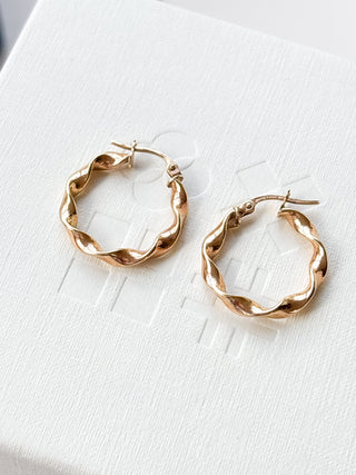 Twisted Tube Hoop Earrings | 9ct Gold | 1.04g | 22mm
