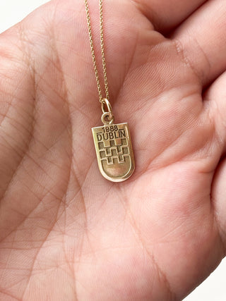 Dublin 1988 Pendant | 9ct Gold | 18-Inch Fine Diamond Anchor Chain | 1.21g
