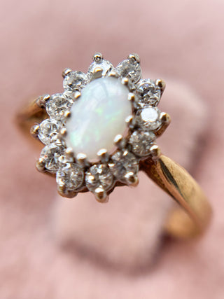 Opal & CZ Cluster Ring | 9ct Gold | size L | 1.58g