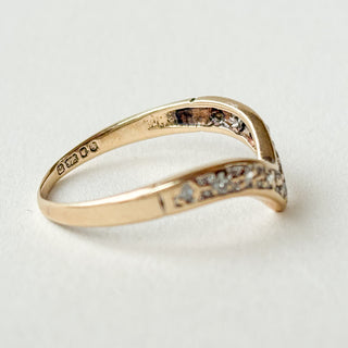 Diamond Chevron Ring | 9ct Gold | Real Diamond | Size N½ | 1.59g