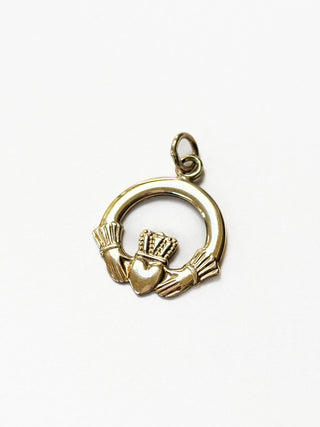 Claddagh Pendant | 9ct Gold | 18-Inch Fine Cable Link Chain | 1.01g