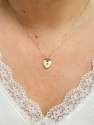 Heart Padlock Pendant Engraved | 9ct Gold | 0.97g | Diamond Chain 18-20in