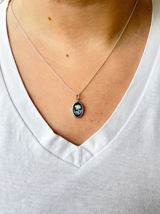 Cameo Pendant | 925 Silver | 0.93g | 18–20-Inch Cable Link Chain
