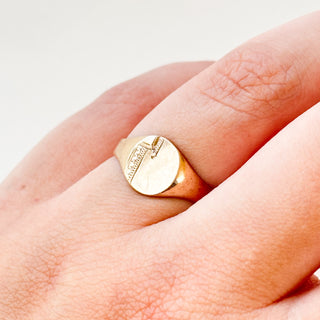Oval Signet Ring (Art Deco) | 9ct Gold | Size N | 2.38g