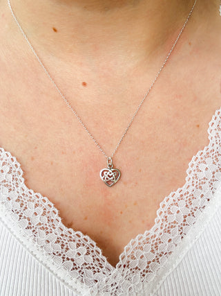 Geometric Trinity Knot Pendant | Sterling Silver | 1.37g