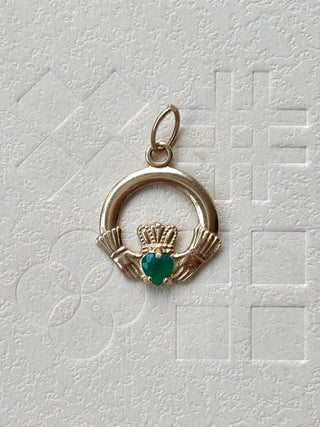Green Claddagh Agate Pendant | Diamond Anchor Chain 18–20-Inch | 9ct Gold | 0.86g