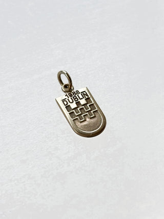 Dublin 1988 Pendant | 9ct Gold | 18-Inch Fine Diamond Anchor Chain | 1.21g