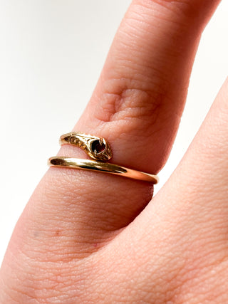 Garnet Snake Wrap Ring | 18ct Gold | Size L | 1.83g