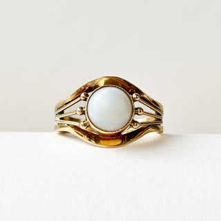 Opal Ring with split shoulders | 14ct Gold | Natural Opal | Size L | 2.41g