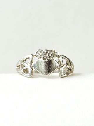 Claddagh Trinity Knot Silver Ring | 925 Silver | Size V | 3.71g