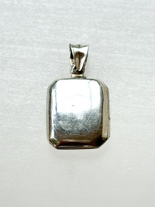 Medium Rectangle Locket on Silver Chain | 925 Silver | 18–20-Inch | 4.48g
