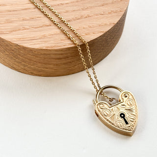 Large engraved Large Lock (2 × 3cm, 3.25g) | 9ct Gold | 18" Fine Cable Link Chain