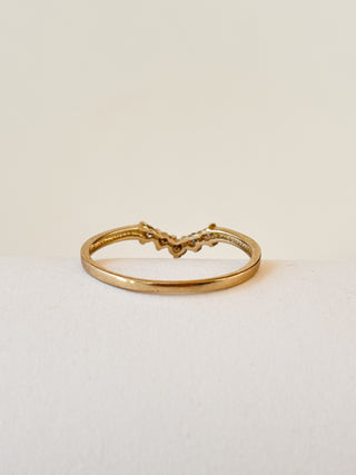 Cognac Diamond Chevron Ring | 9ct Gold | Size V½ | 1.29g