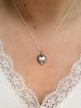 Heart Rose Engraved Locket | 925 Silver | 2.28g | 18–20-Inch Cable Link Chain