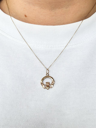 Reversible Claddagh Pendant | Diamond Chain | 9ct Gold | 18–20-Inch | 0.90g