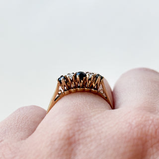 Diamond & Sapphire Ring | 9ct Gold | Size N | 1.41g