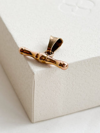 Small T-Bar Pendant | 9ct Gold | Made in Italy | 0.83g | 18-Inch Fine Cable Link Chain |