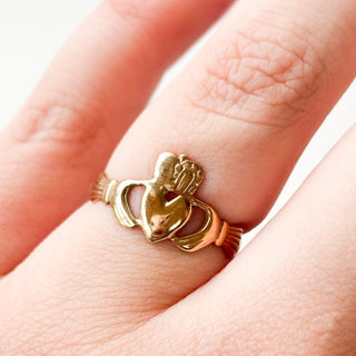 No 15 | Claddagh Smudge Crown (Made in Ireland) | 9ct Gold | 1.41g | Size N