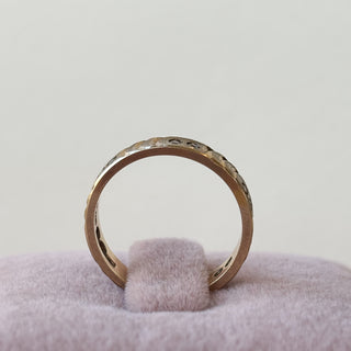 Textured Crystal Band | 9ct Gold | Size M | 2.52g