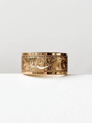 Cigar Band Engraved Ring | 9ct Gold | Size N | 5.62g