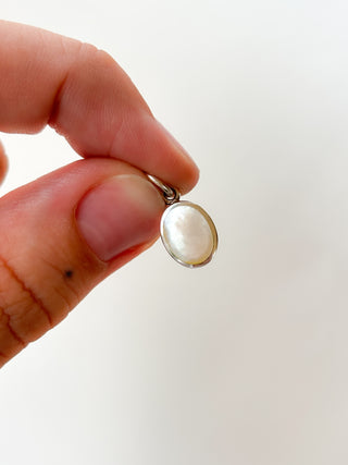 Mother of Pearl Pendant | 925 Silver | 0.75g