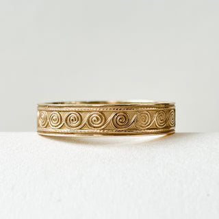 Spiral with Border Ring | 10ct Gold | Size N | 2.6g