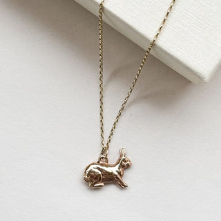 Rabbit charm | 9ct | 0.48g | 18in fine cable link chain