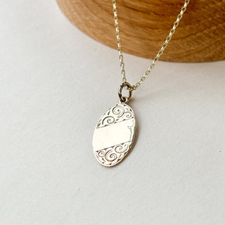 No. 6 Oval Engraved Pendant | 9ct | 0.89g | 18" Fine Cable Link Chain