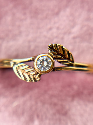 Gold Leaf Bezel Set CZ Solitaire Ring | 9ct Gold | Size Q | 0.88g