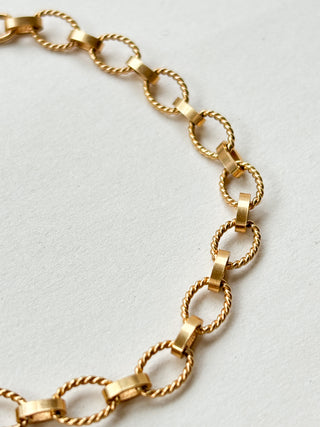 Gold Textured Circle Bracelet | 9ct Gold | 4.47g | 7.28in