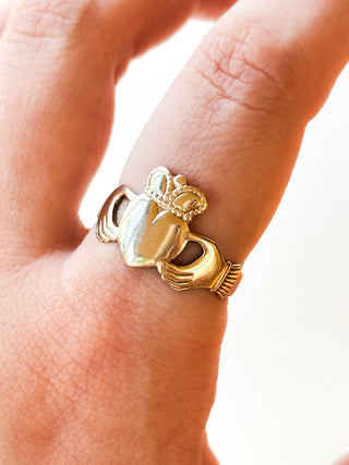Large Claddagh Ring | 9ct Gold | 3.29g | Size V