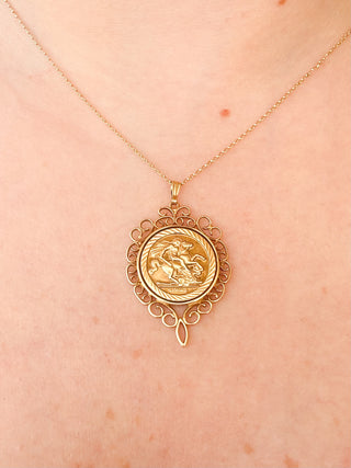 Decorative Coin Pendant | 9ct Gold | 18-Inch Fine Cable Link Chain | 2.55g