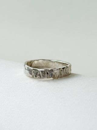 Textured Ring | Silver | Size R | 3.42g