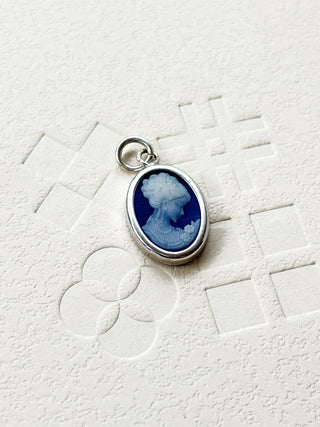 Blue cameo pendant | 925 Silver | 1.00g | 18–20-Inch Cable Link Chain