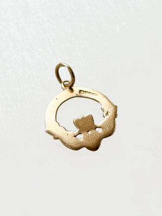Claddagh Pendant | 9ct Gold | 18–20-Inch Diamond Chain | 1.22g